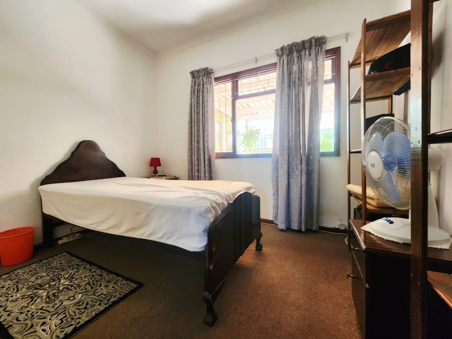 To Let 3 Bedroom Property for Rent in Bothasig Western Cape